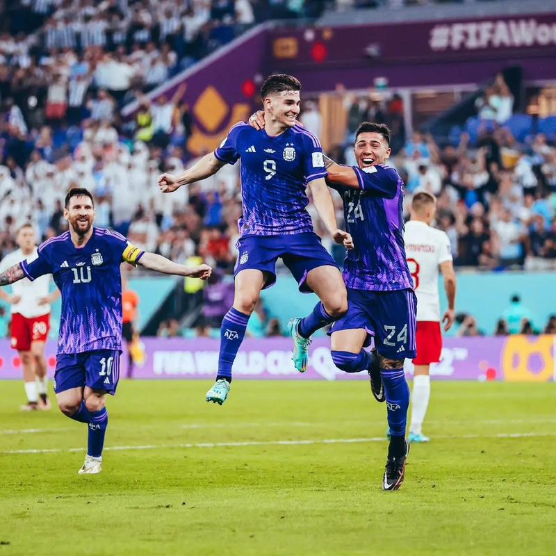 直播:波兰VS阿根廷的相关图片